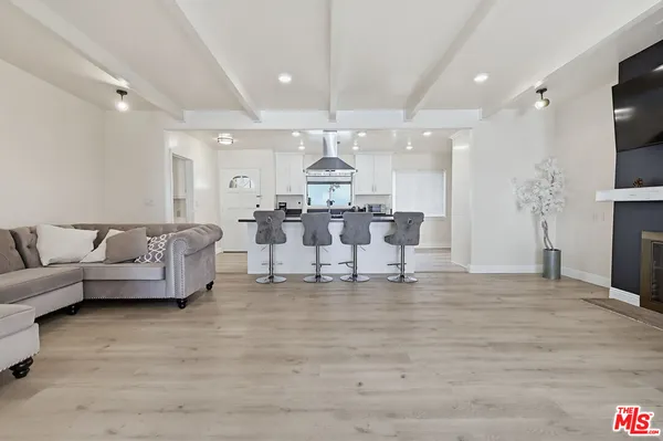 $5,700 | 9209 Paramount Boulevard, Downey, CA 90240