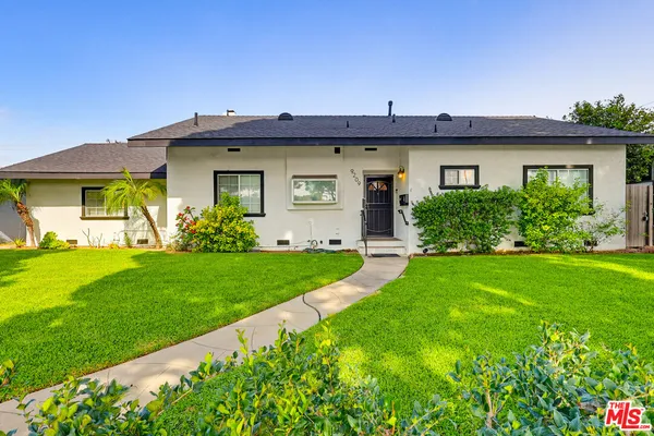 $5,700 | 9209 Paramount Boulevard, Downey, CA 90240