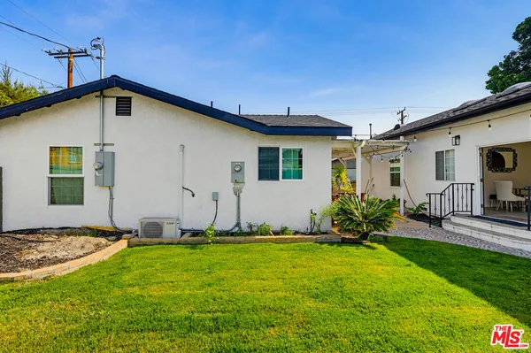 $5,700 | 9209 Paramount Boulevard, Downey, CA 90240