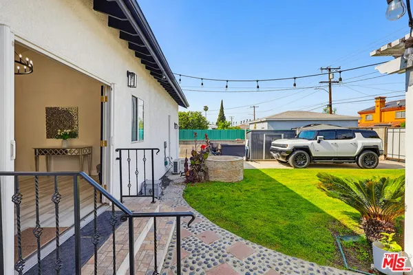 $5,700 | 9209 Paramount Boulevard, Downey, CA 90240