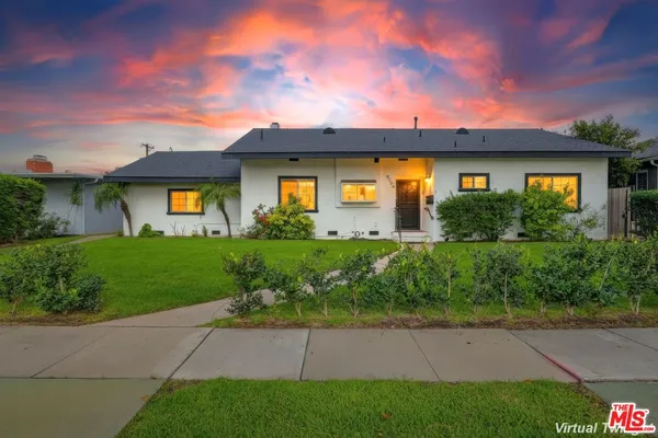 $5,700 | 9209 Paramount Boulevard, Downey, CA 90240