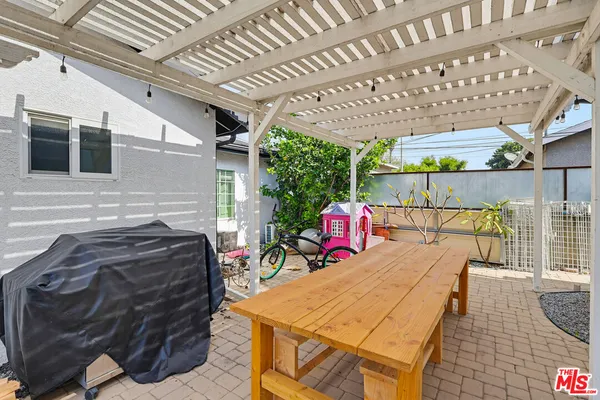 $5,700 | 9209 Paramount Boulevard, Downey, CA 90240