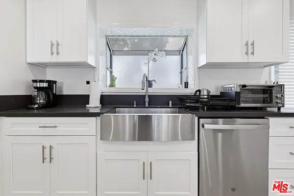 $5,700 | 9209 Paramount Boulevard, Downey, CA 90240