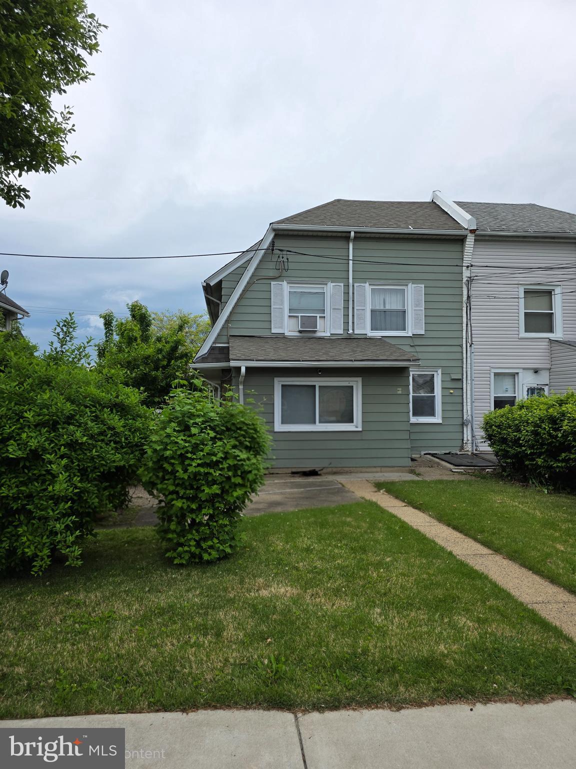 803 Ashbourne Road Cheltenham, PA 19012 - Photo 2 of 4