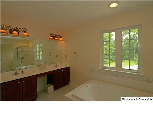 8 Bridgewater Road Farmingdale, NJ 07727 - Photo 13 of 21 Additional Photo