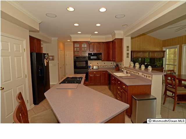 8 Bridgewater Road Farmingdale, NJ 07727 - Photo 6 of 21 Additional Photo