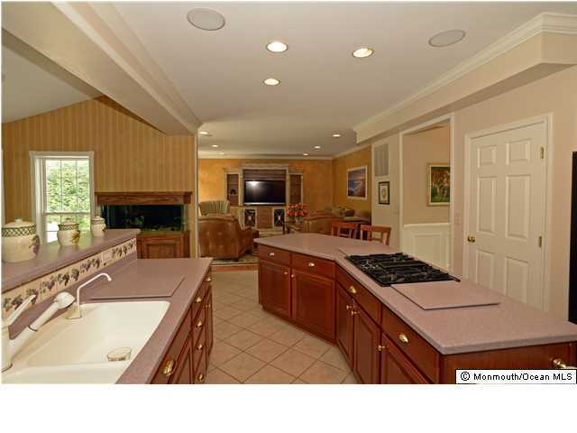 8 Bridgewater Road Farmingdale, NJ 07727 - Photo 8 of 21 Additional Photo