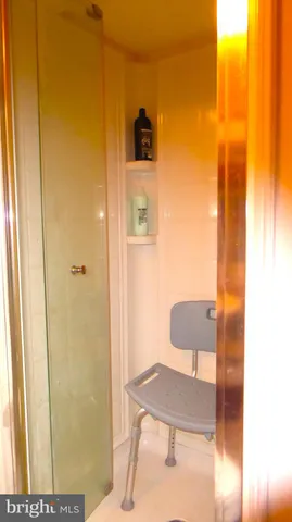 a bathroom with a toilet