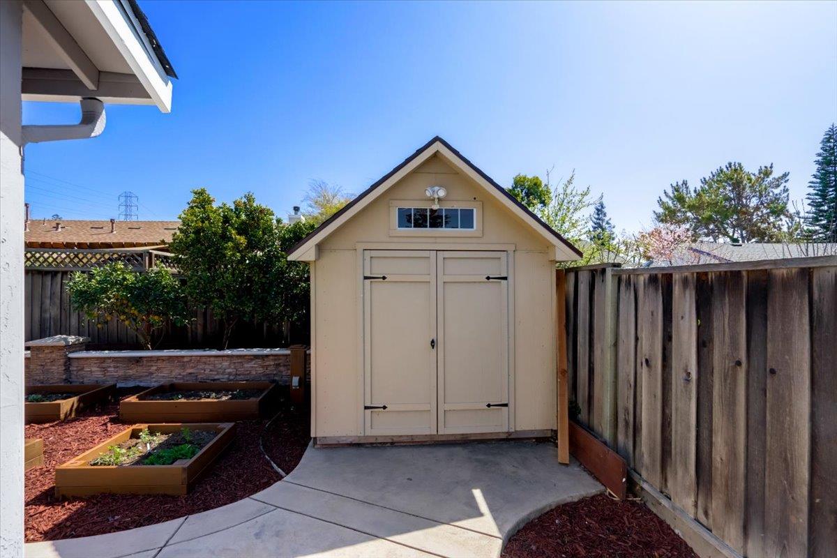 2284 Fallingtree Drive San Jose, CA 95131 - Photo 22 of 32 a house view with a garden space