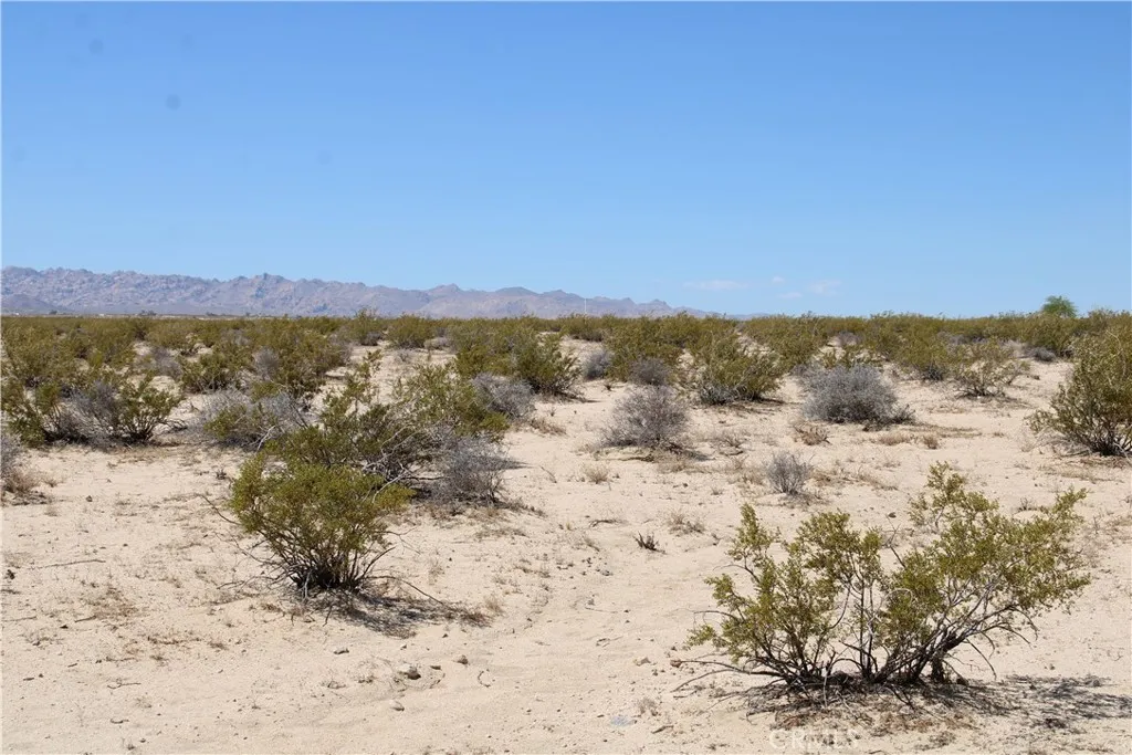 5 Morongo Road Twentynine Palms, CA 92277 - Photo 14 of 21