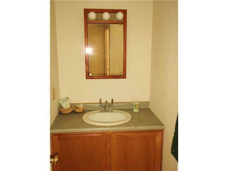 20 Hemlock Hill Road Edgecomb, ME 04556 - Photo 24 of 29 Second floor full bath.