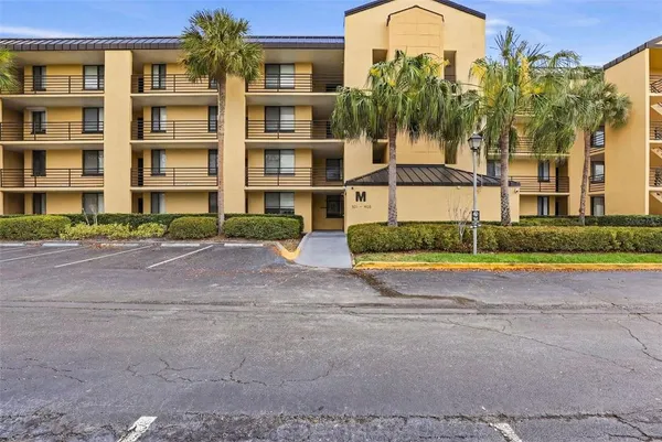 $299,900 | 2424 West Tampa Bay Boulevard, Unit M404, Tampa, FL 33607