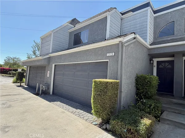 $539,000 | 1212 South Barranca, Unit B, Glendora, CA 91740