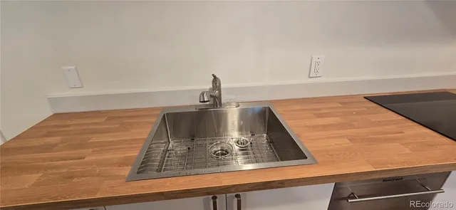 $2,200 | 2940 19th Street, Boulder, CO 80304