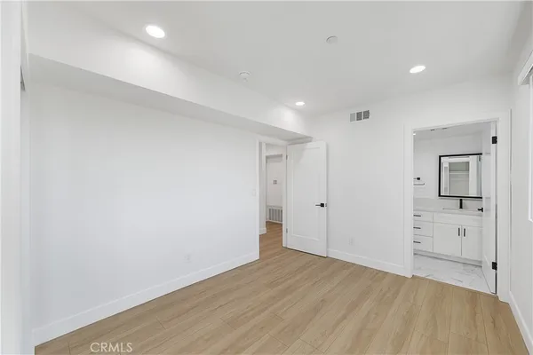 $4,487 | 14422 Tiara Street, Unit 1/2, Van Nuys, CA 91401