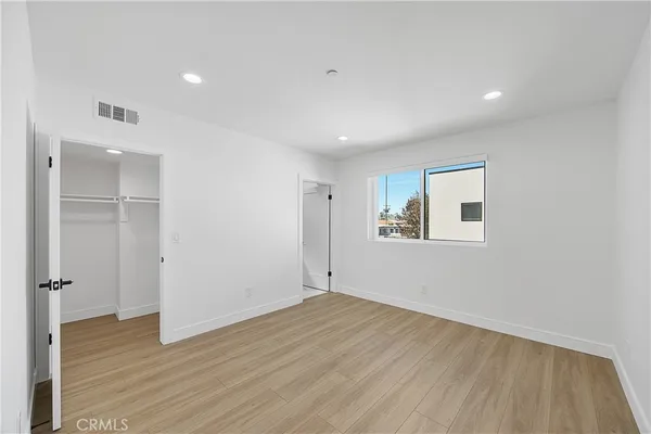 $4,487 | 14422 Tiara Street, Unit 1/2, Van Nuys, CA 91401