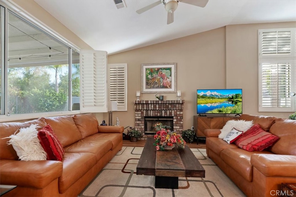 41284 Promenade Chardonnay Temecula, CA 92591 - Photo 13 of 46