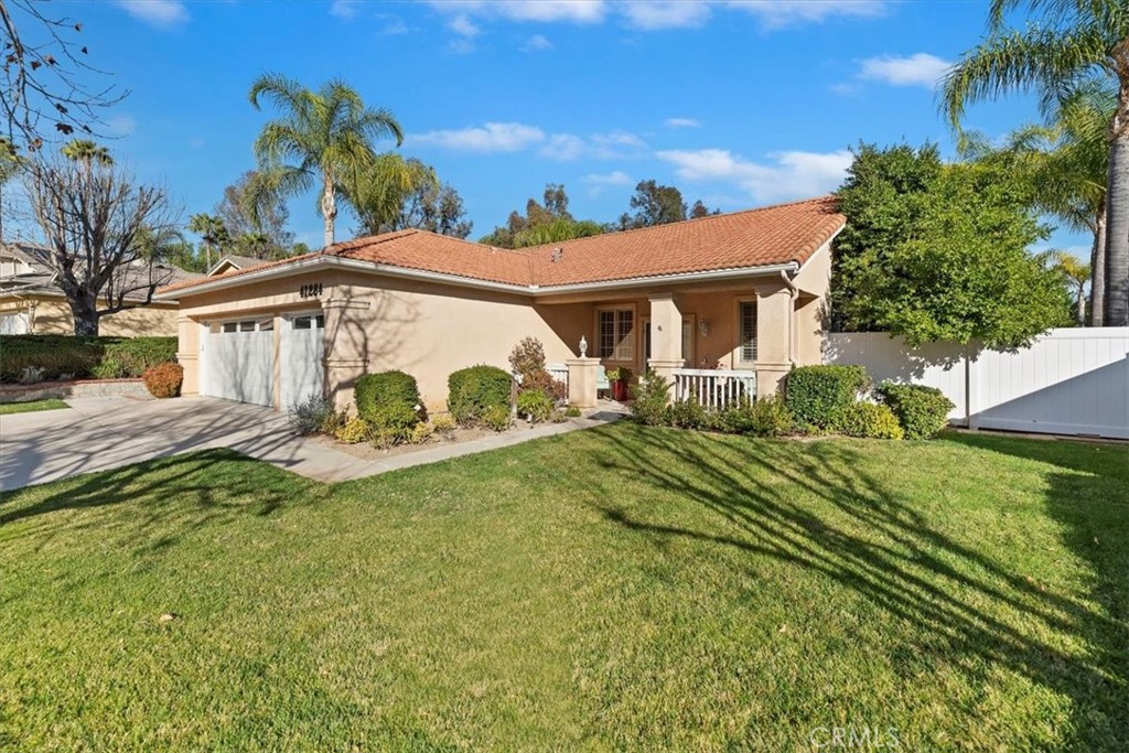 41284 Promenade Chardonnay Temecula, CA 92591 - Photo 5 of 46