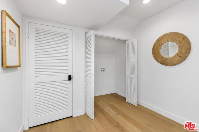 $4,595 | 14234 Dickens Street, Unit 2, Sherman Oaks, CA 91423