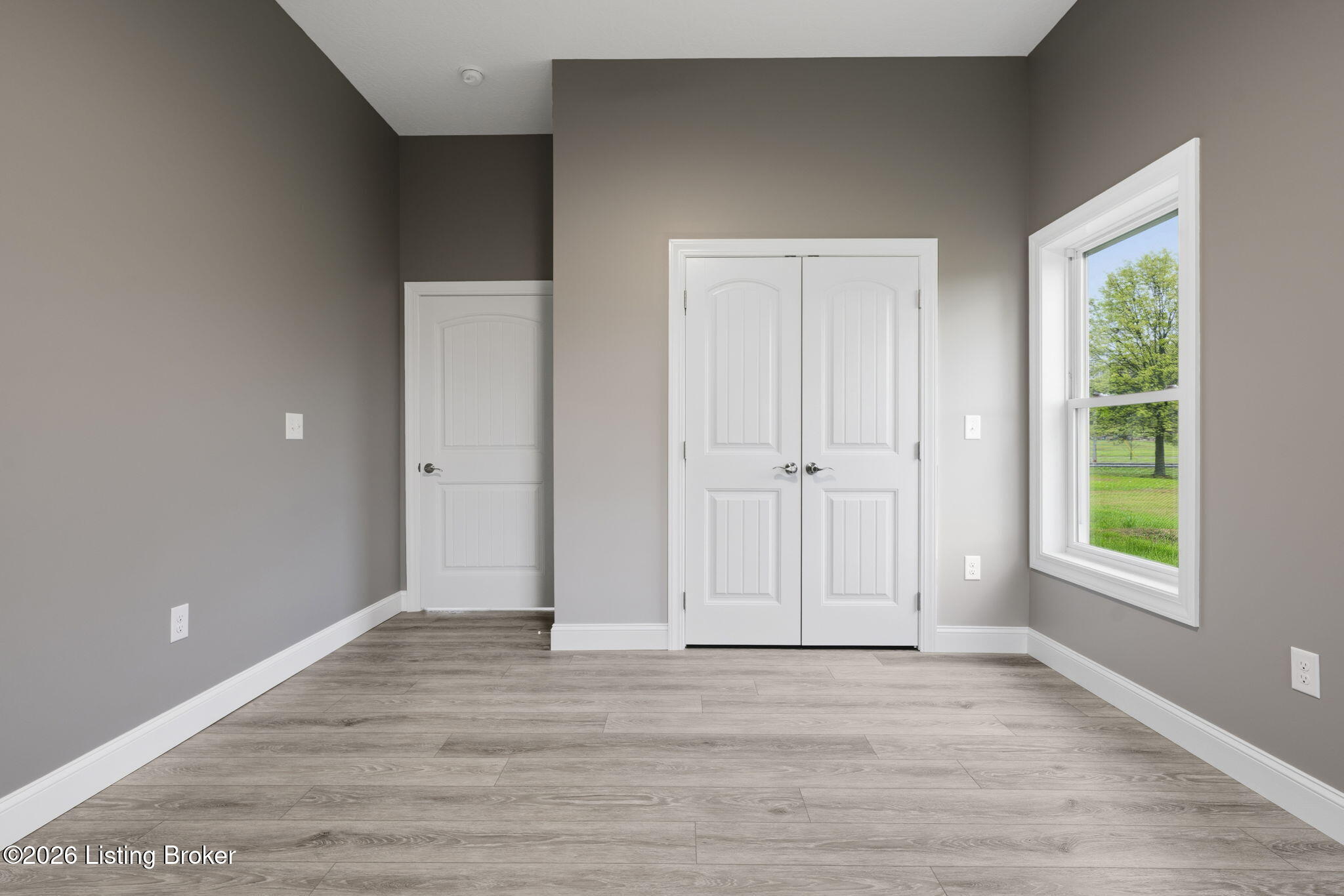 6135 Anneta Road Leitchfield, KY 42754 - Photo 27 of 31 17-web-or-mls-DSC00944