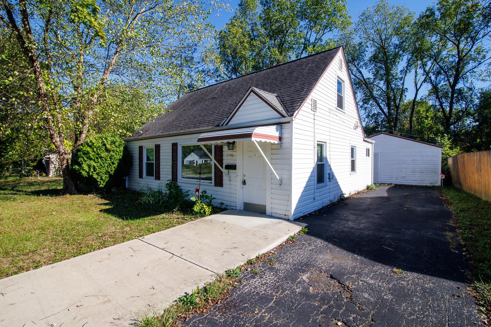 2393 Lindale Road Columbus, OH 43224 - Photo 3 of 42 2393 Lindale-3