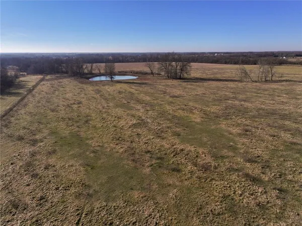 $164,859 | East Logan Road, El Dorado Springs, MO 64744