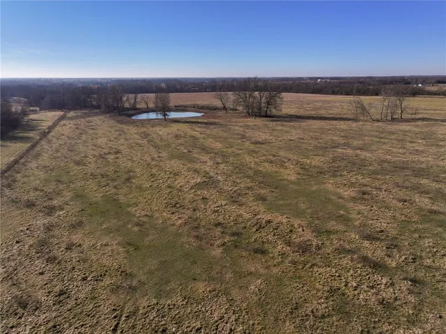 $164,859 | East Logan Road, El Dorado Springs, MO 64744