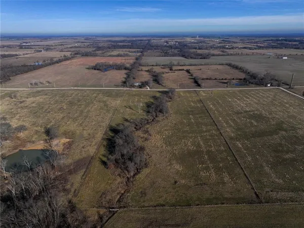 $164,859 | East Logan Road, El Dorado Springs, MO 64744