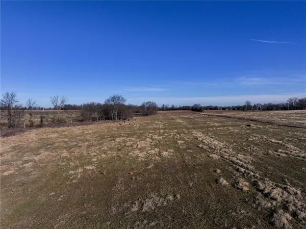 $164,859 | East Logan Road, El Dorado Springs, MO 64744