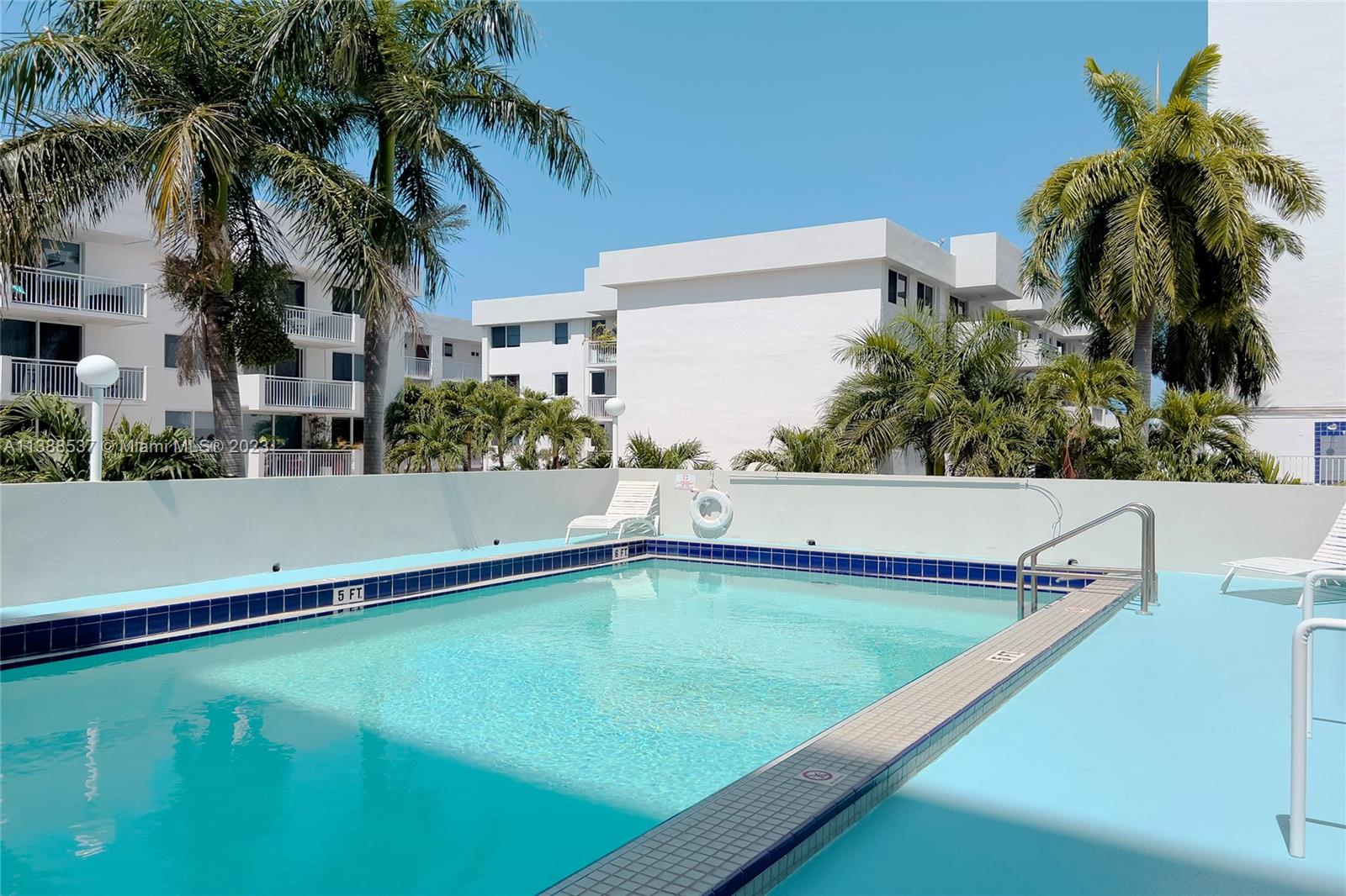 1345 Lincoln Road, Unit PH4 Miami Beach, FL 33139 - Photo 22 of 26 Gallery Image 22