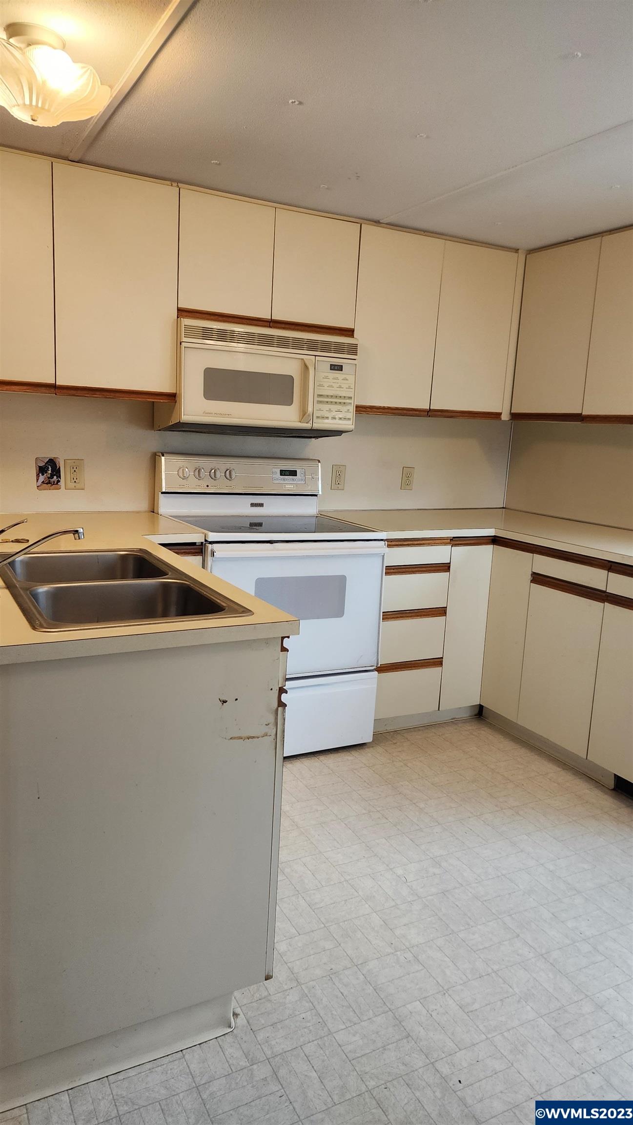 151 Edwards Road South, Unit 61 Monmouth, OR 97361 - Photo 6 of 15