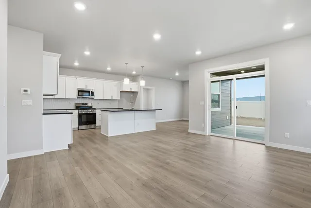 $575,000 | 1231 High Desert Drive, Deer Park, WA 99006