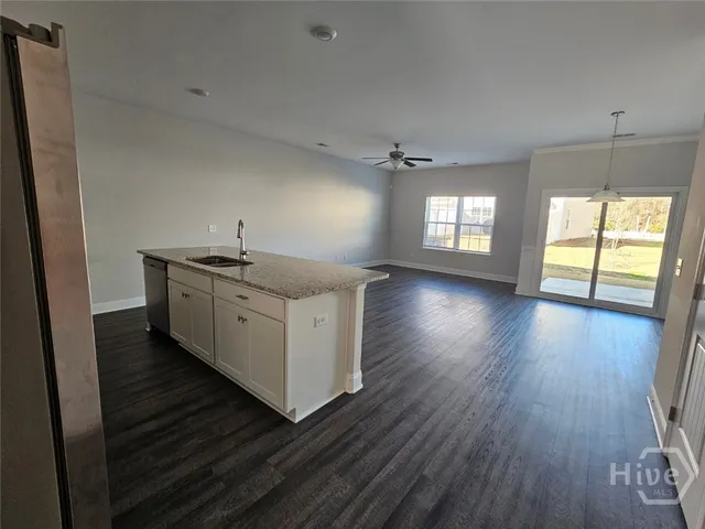 $2,400 | 325 Gov Gwinnett Way, Pooler, GA 31322