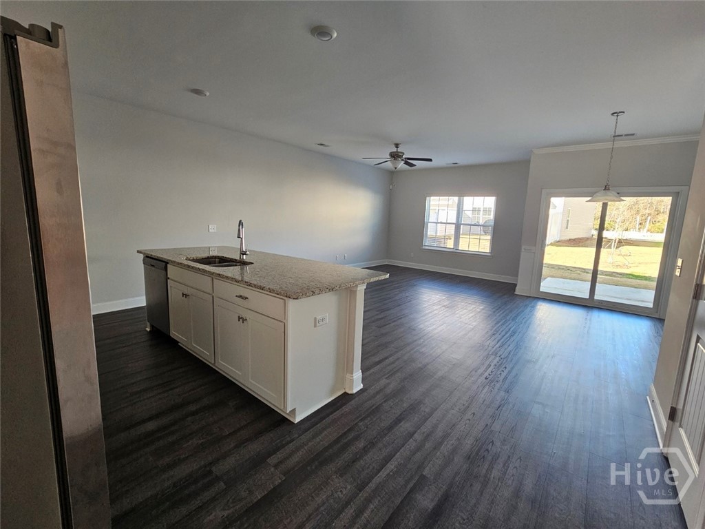 325 Gov Gwinnett Way Pooler, GA 31322 - Photo 6 of 14