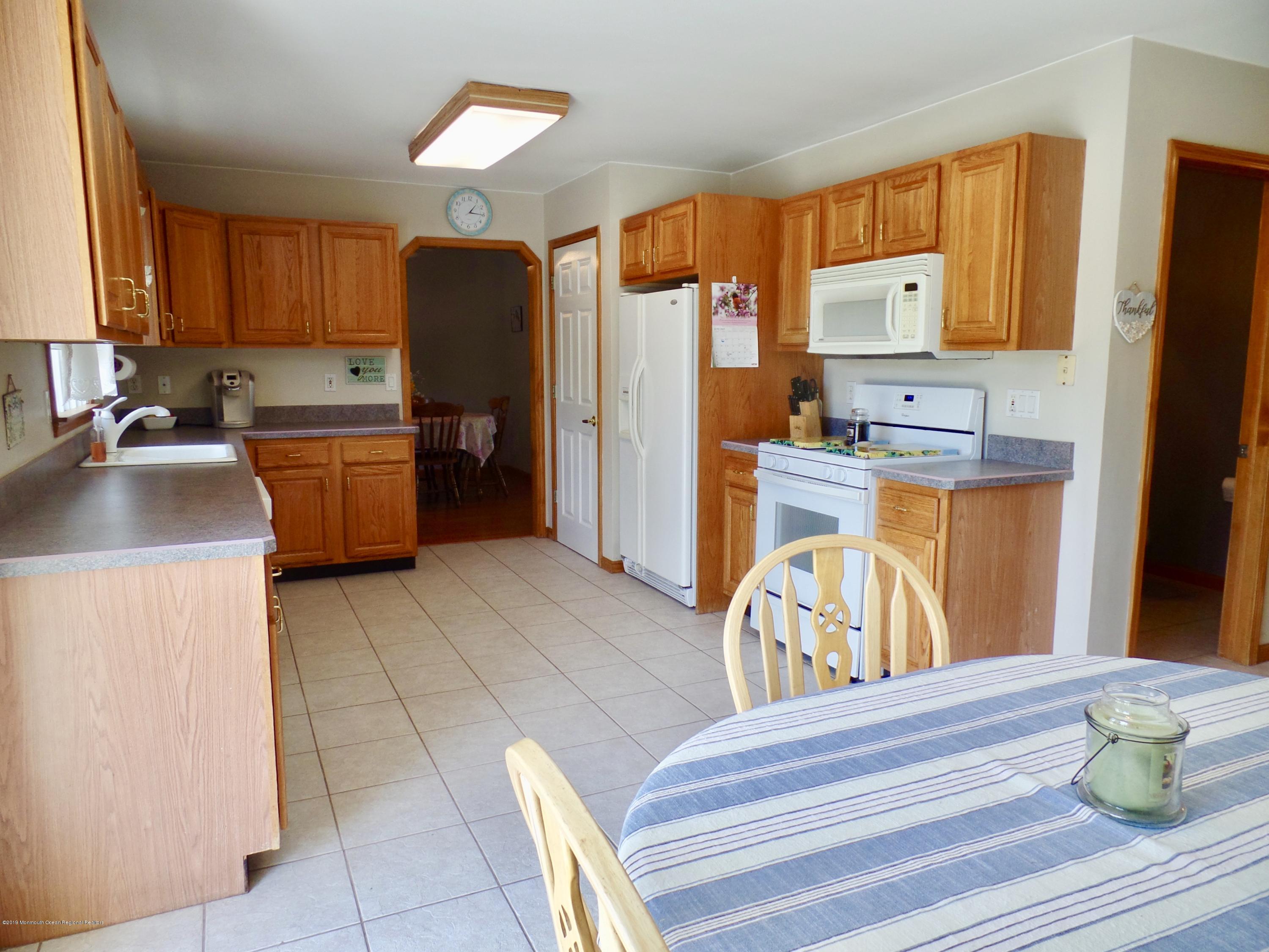 222 Riverside Drive Bayville, NJ 08721 - Photo 8 of 41 fullsizeoutput_2255