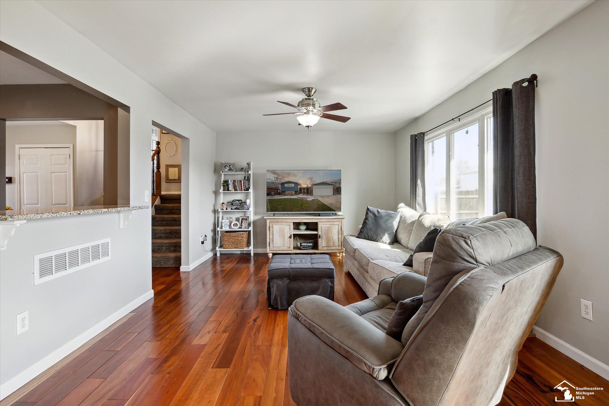 43041 Avon Road Canton, MI 48187 - Photo 11 of 47