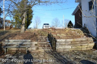 10577 Vigo Road Bagdad, KY 40003 - Photo 19 of 21 great family gathering area on this spacious stone patio