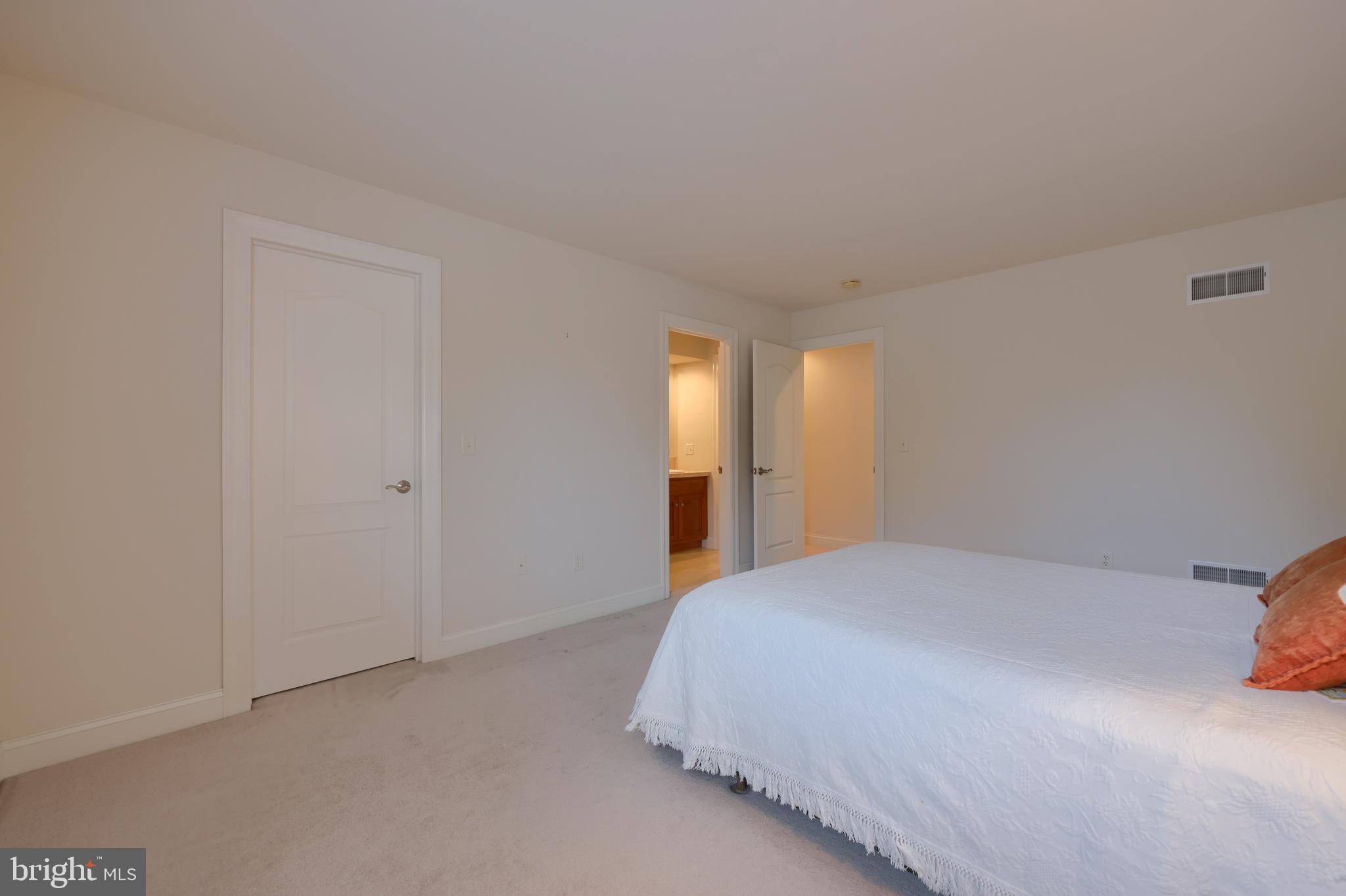 5 Barrister Place Lancaster, PA 17601 - Photo 26 of 35