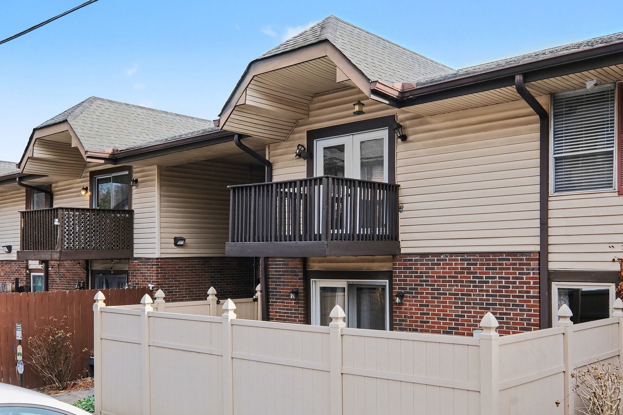 500 Paragon Mills Road, Unit N13 Nashville, TN 37211 - Photo 11 of 12 a view of a house with entrance gate