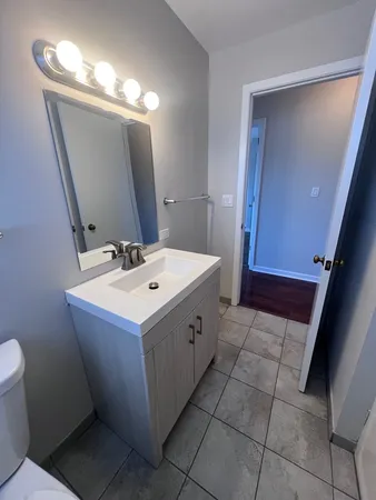 $1,725 | 417 Berkshire Drive, Unit 36, Crystal Lake, IL 60014