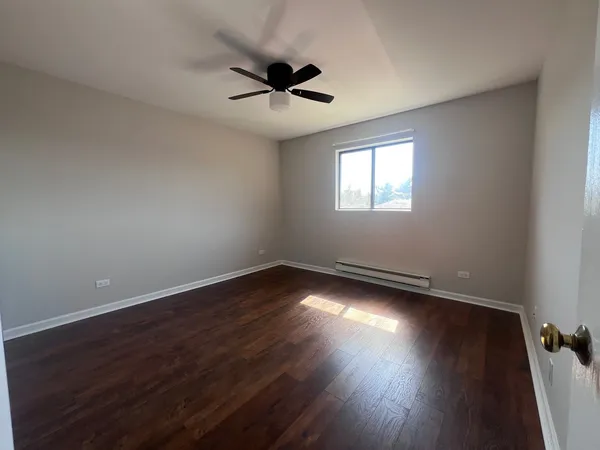 $1,725 | 417 Berkshire Drive, Unit 36, Crystal Lake, IL 60014