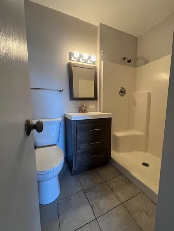 $1,725 | 417 Berkshire Drive, Unit 36, Crystal Lake, IL 60014