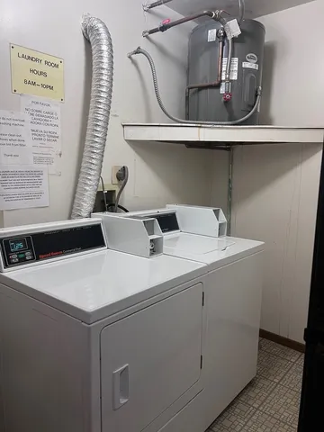 $1,725 | 417 Berkshire Drive, Unit 36, Crystal Lake, IL 60014