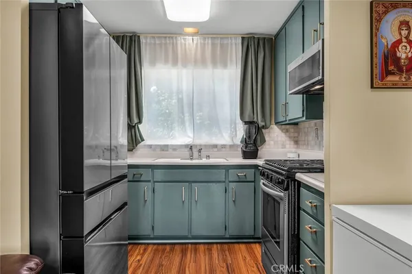 $545,000 | 6629 Wilbur Avenue, Reseda, CA 91335