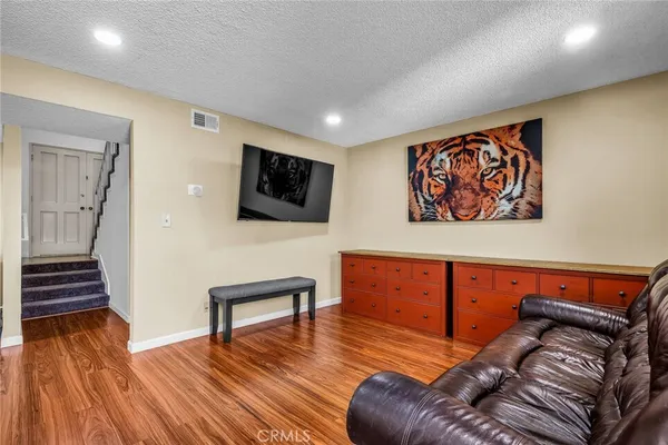 $545,000 | 6629 Wilbur Avenue, Reseda, CA 91335