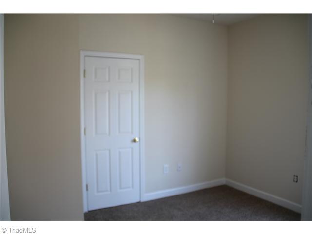 424 Macedonia Way High Point, NC 27260 - Photo 10 of 11 2nd Bedroom.