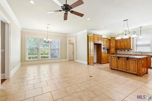 $835,500 | 12119 Lake Estates Avenue, Baton Rouge, LA 70810