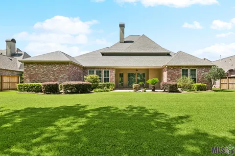 $825,000 | 12119 Lake Estates Avenue, Baton Rouge, LA 70810