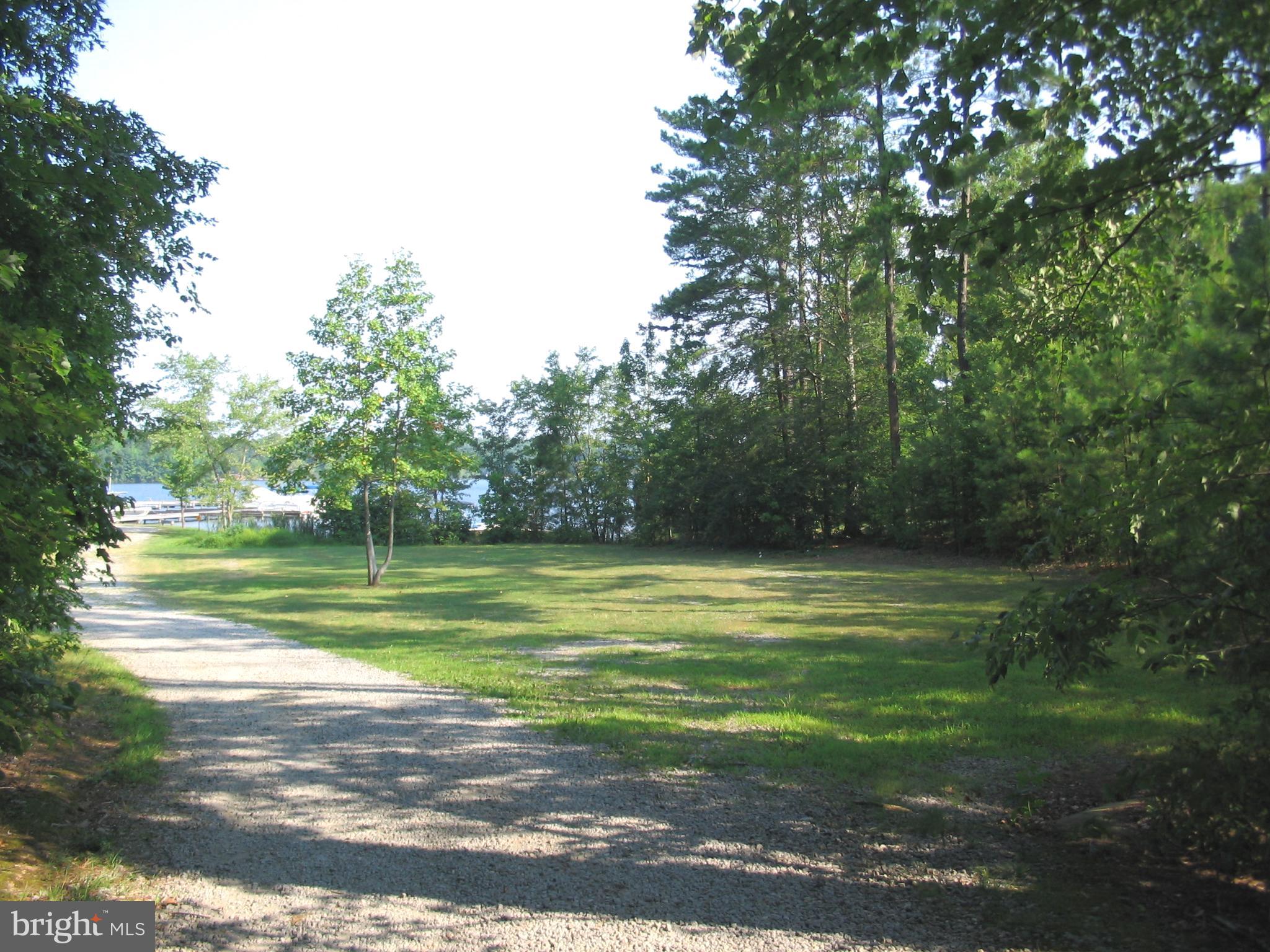 1549 Moody Town Road Bumpass, VA 23024 - Photo 44 of 58 Common Area Access