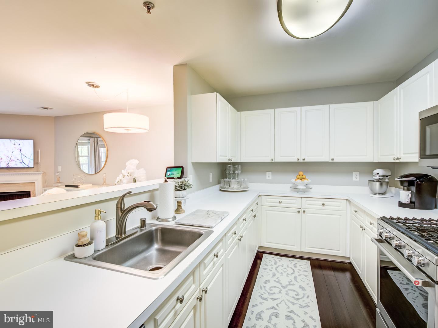 5575 Seminary Road, Unit 405 Falls Church, VA 22041 - Photo 13 of 40 Gallery Image 13